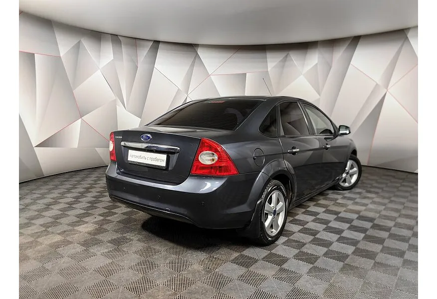 Ford Focus 1.8 MT (125 л.с.) Ghia Серый в АВИЛОН. Слайд №2