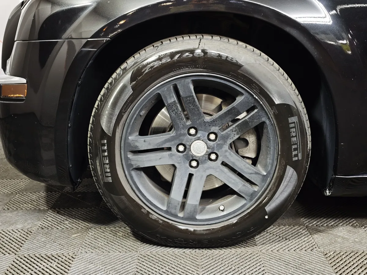 Chrysler 300C 3.5 AT (249 л.с.) Черный в АВИЛОН. Слайд №9
