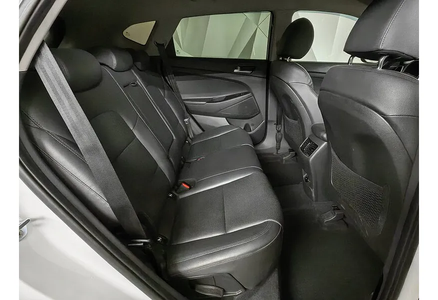 Hyundai Tucson 2.0 (185 л.с.) Diesel-8AT - 4WD Dynamic Белый в АВИЛОН. Слайд №16