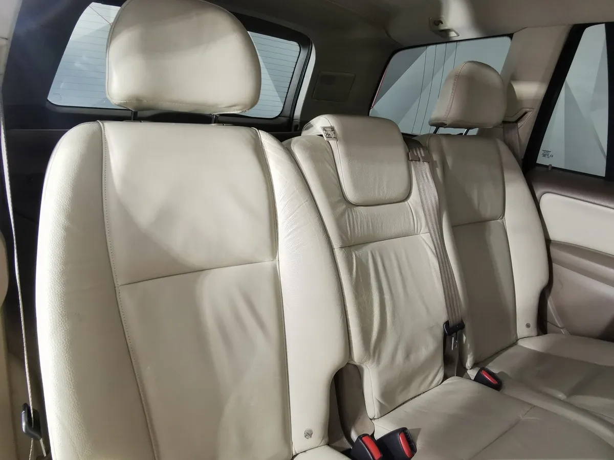 Volvo XC90 2.5 T5 Geartronic AWD (5 мест) (210 л.с.) Коричневый в АВИЛОН. Слайд №15