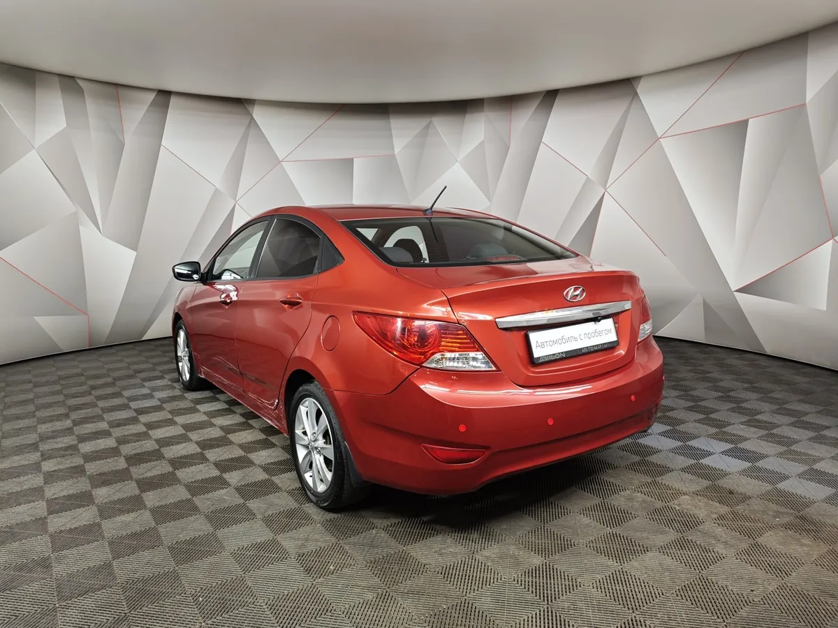 Hyundai Solaris 1.4 AT (100 л.с.) Active Красный в АВИЛОН. Слайд №4
