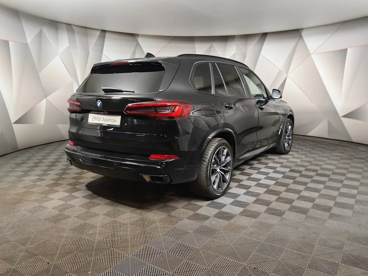 BMW X5 xDrive30d Steptronic (249 л.с.) Черный в АВИЛОН. Слайд №2