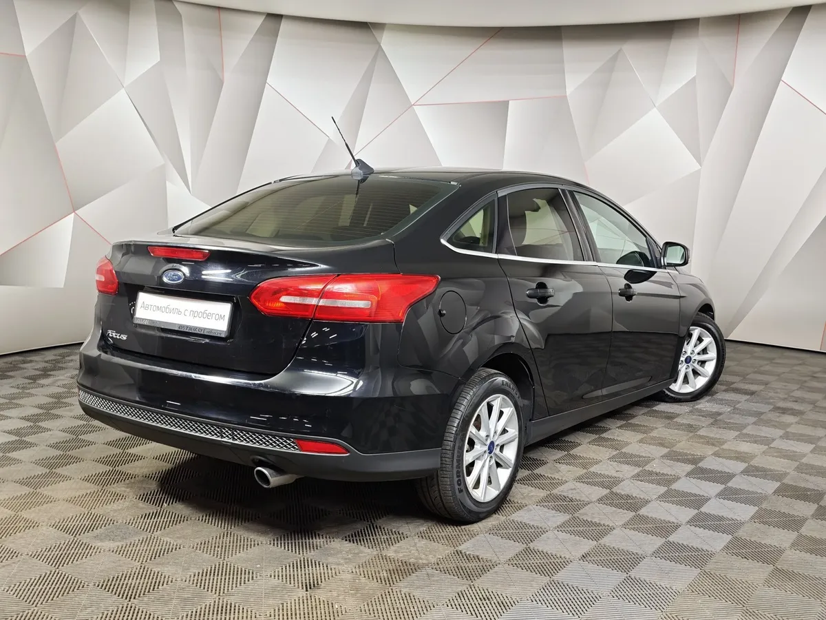 Ford Focus 1.5 EcoBoost AT (150 л.с.) Titanium Черный в АВИЛОН. Слайд №2