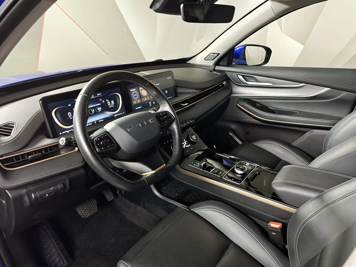 EXEED LX 1.6T DCT 4WD (150 л.с) Premium Plus Синий в АВИЛОН. Слайд №18