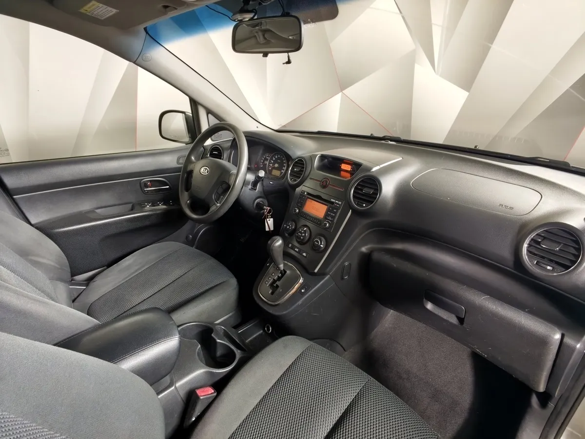 Kia Carens 2.0 AT (145 л.с.) Серый в АВИЛОН. Слайд №13