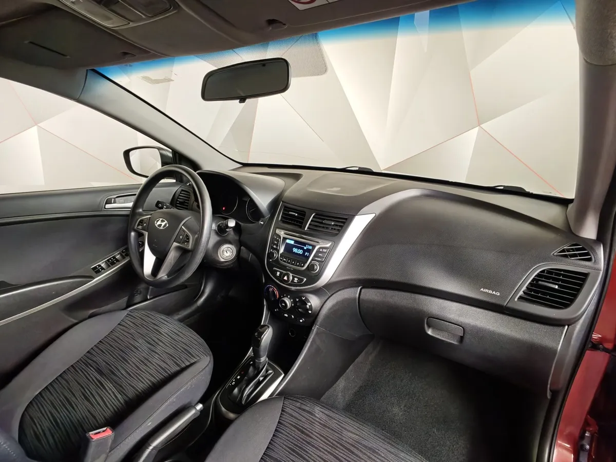 Hyundai Solaris 1.6 AT (123 л.с.) Comfort Красный в АВИЛОН. Слайд №12