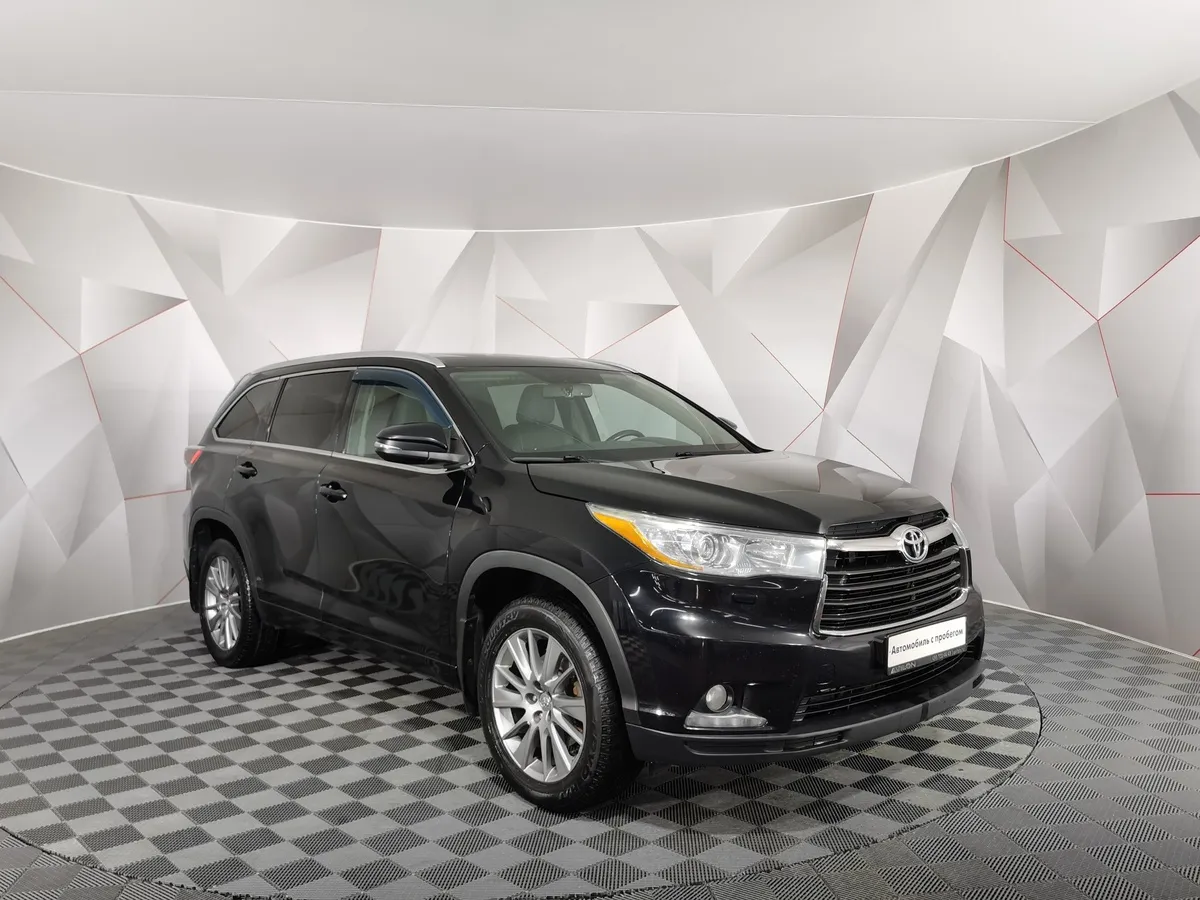 Toyota Highlander 3.5T AT 4WD (249 л.с.) Luxe Safety Черный в АВИЛОН. Слайд №3