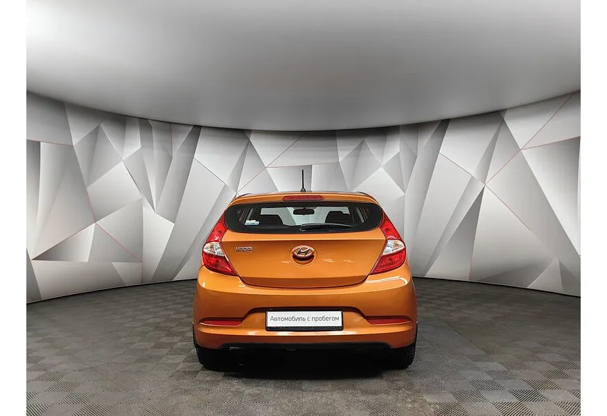 Hyundai Solaris 1.6 MT (123 л.с.) Comfort Оранжевый в АВИЛОН. Слайд №8 Hyundai Solaris 1.6 MT (123 л.с.) Comfort Оранжевый в АВИЛОН. Слайд №8