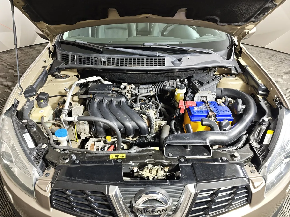 Nissan Qashqai 1.6 CVT FWD (117 л.с.) SE Коричневый в АВИЛОН. Слайд №11