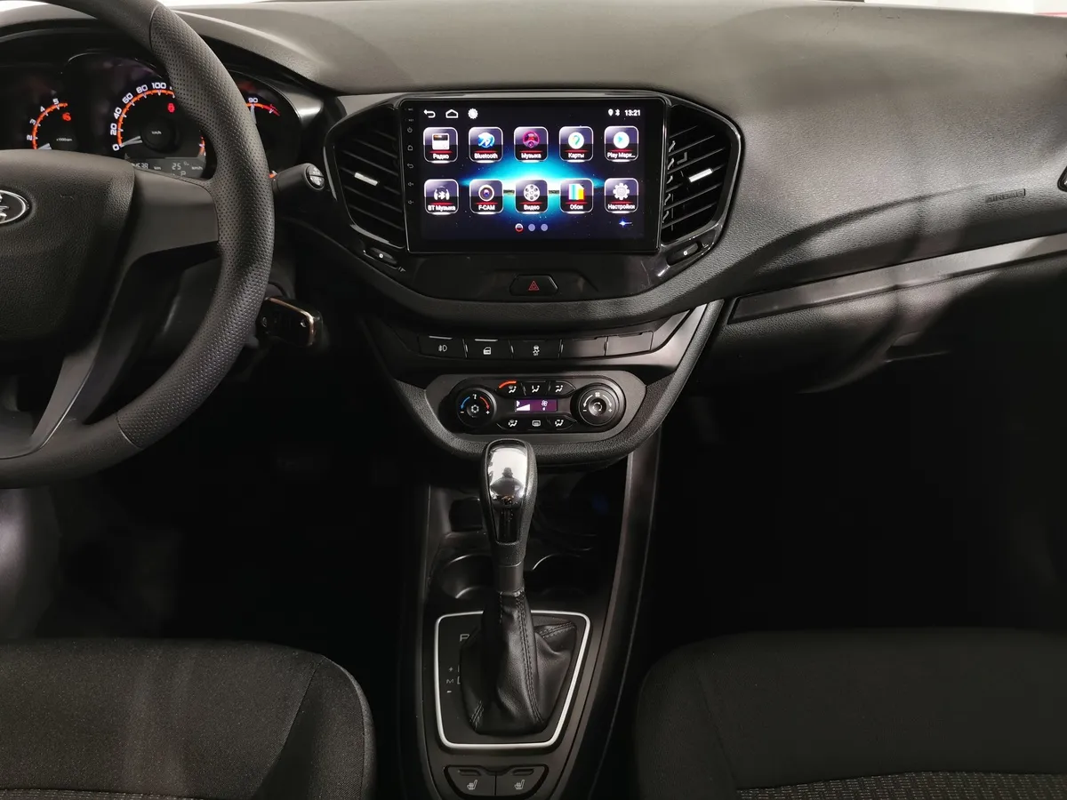 ВАЗ (Lada) Vesta 1.6 CVT (113 л.с.) Luxe Multimedia Коричневый в АВИЛОН. Слайд №13