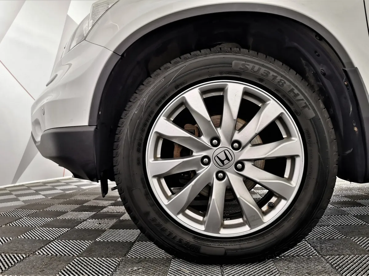 Honda CR-V 2.0 AT 4WD (150 л.с.) Белый в АВИЛОН. Слайд №9