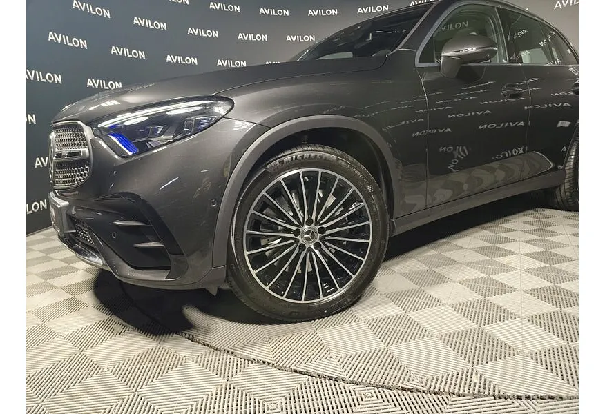 Mercedes-Benz GLC 300 4MATIC 9G-TRONIC (258 л.с.) Серый в АВИЛОН. Слайд №17