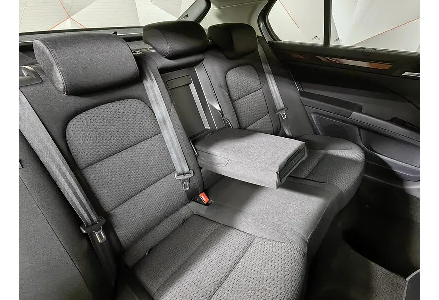 Skoda Superb 1.8 TSI AT (152 л.с.) Серый в АВИЛОН. Слайд №17