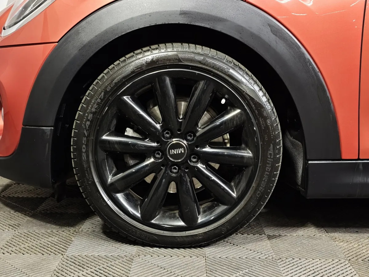 MINI 3 двери 1.5 AT (136 л.с.) Красный в АВИЛОН. Слайд №7