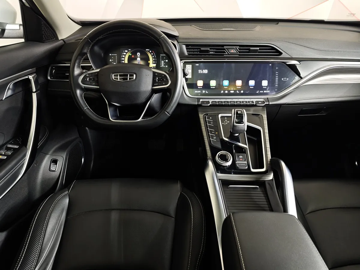 Geely Atlas Pro 1.5T 7DCT AWD (177 л.с.) Flagship Белый в АВИЛОН. Слайд №19