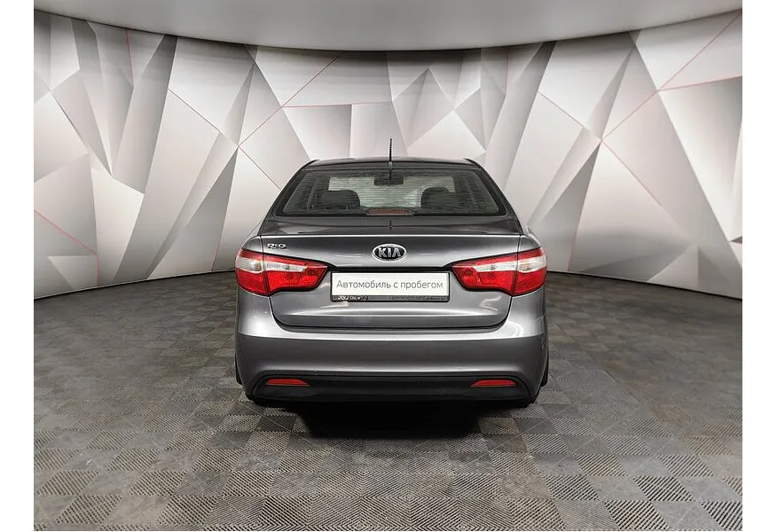 Kia Rio 1.6 AT (123 л.с.) Серый в АВИЛОН. Слайд №8 Kia Rio 1.6 AT (123 л.с.) Серый в АВИЛОН. Слайд №8