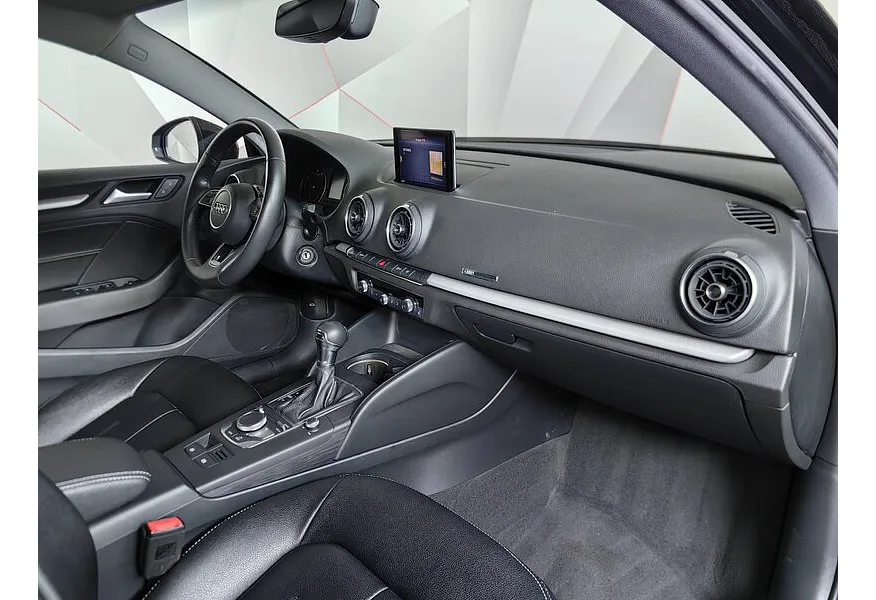 Audi A3 1.4 TFSI S-tronic (150 л.с.) Черный в АВИЛОН. Слайд №13