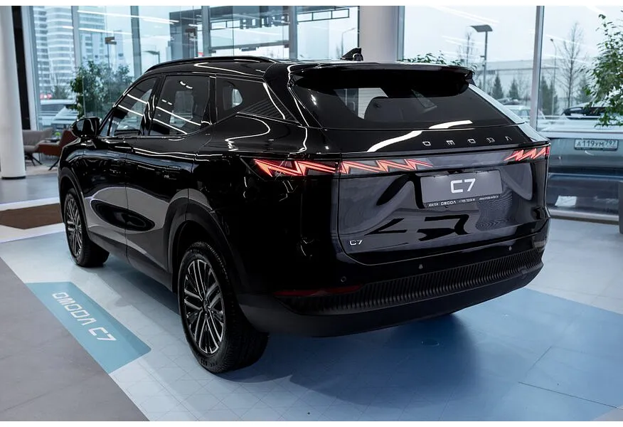 OMODA C7 1.6 DCT 4WD (150 л.с.) Ultimate Черный в АВИЛОН. Слайд №5