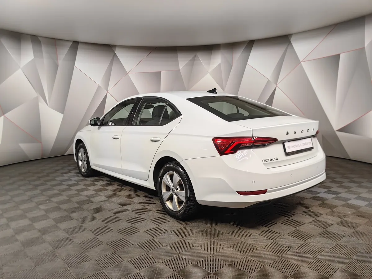 Skoda Octavia 1.4 AT FWD (150 л.с.) Белый в АВИЛОН. Слайд №4