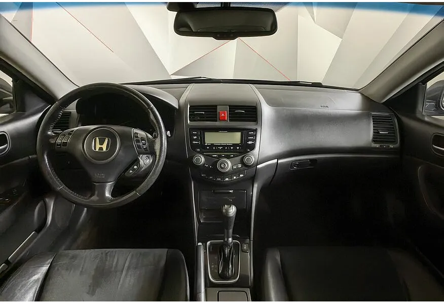 LIVE. Слайд №8