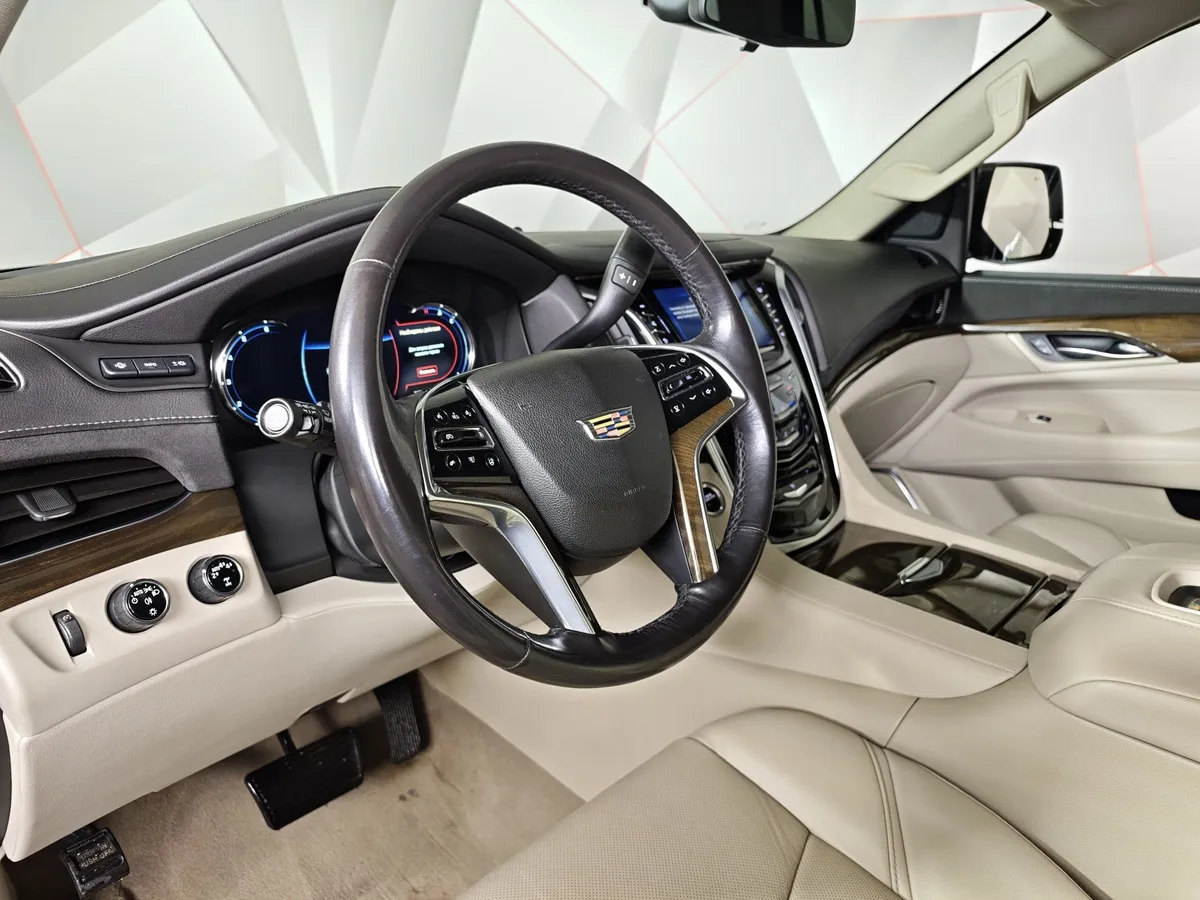 Cadillac Escalade 6.2 V8 АТ 4WD (426 л.с.) Коричневый в АВИЛОН. Слайд №19