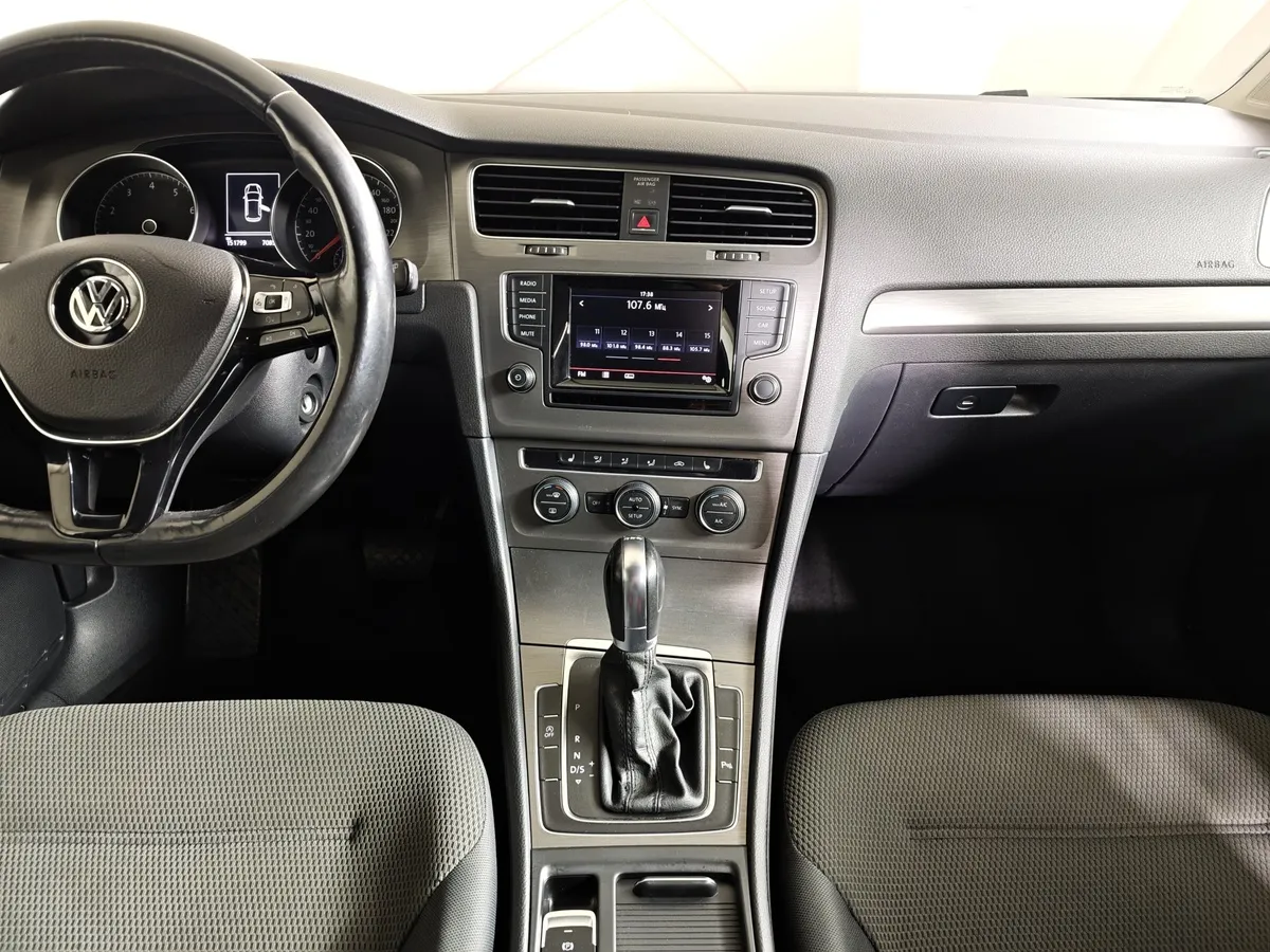 Volkswagen Golf 1.4 TSI BlueMotion DSG (122 л.с.) Comfortline Серебристый в АВИЛОН. Слайд №15