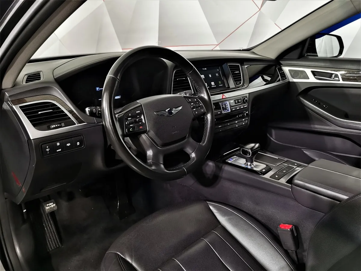 Genesis G80 2.0 AT AWD (197 л.с.) Business Черный в АВИЛОН. Слайд №17