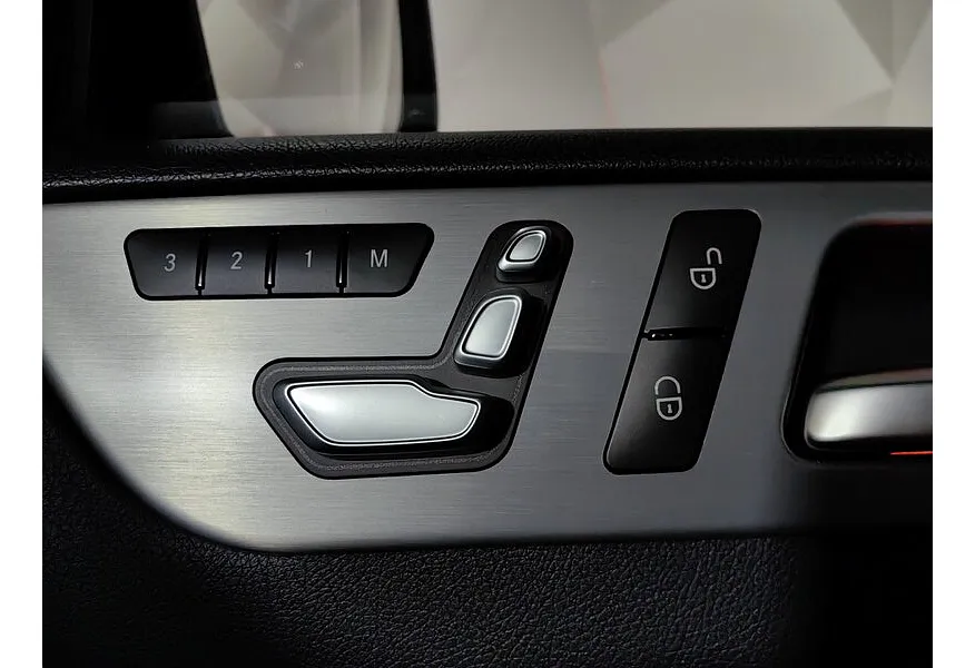 Mercedes-Benz GLE Купе 400 4MATIC 9G-TRONIC (333 л.с.) Особая серия Черный в АВИЛОН. Слайд №22