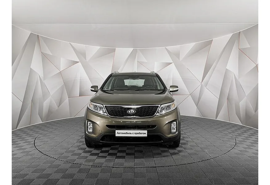 Kia Sorento 2.4 AT 4WD (175 л.с.) Luxe Бежевый в АВИЛОН. Слайд №7