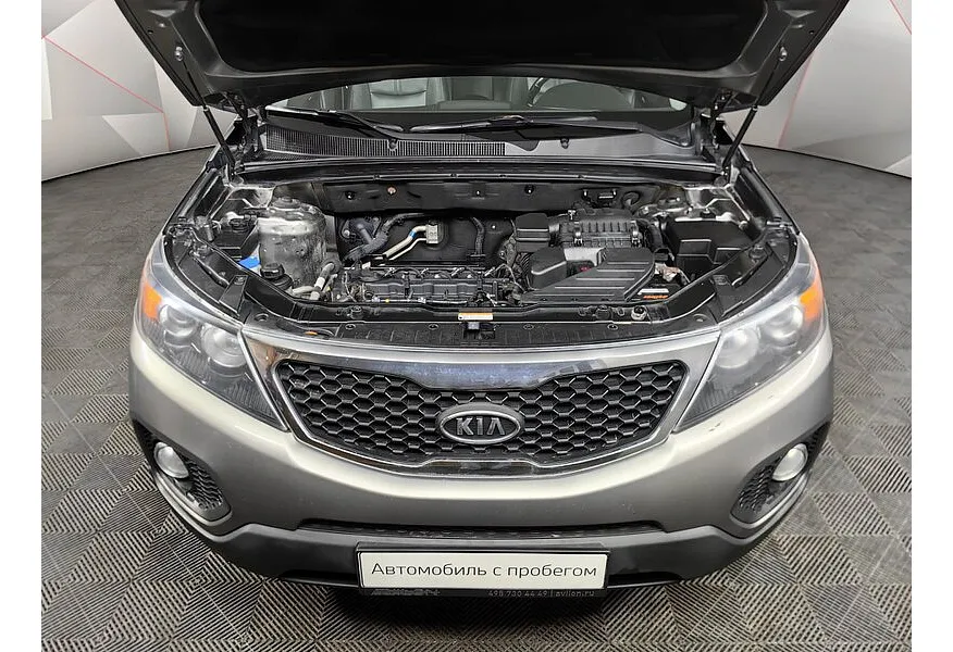 Kia Sorento 2.4 AT 4WD (175 л.с.) Comfort Серый в АВИЛОН. Слайд №10