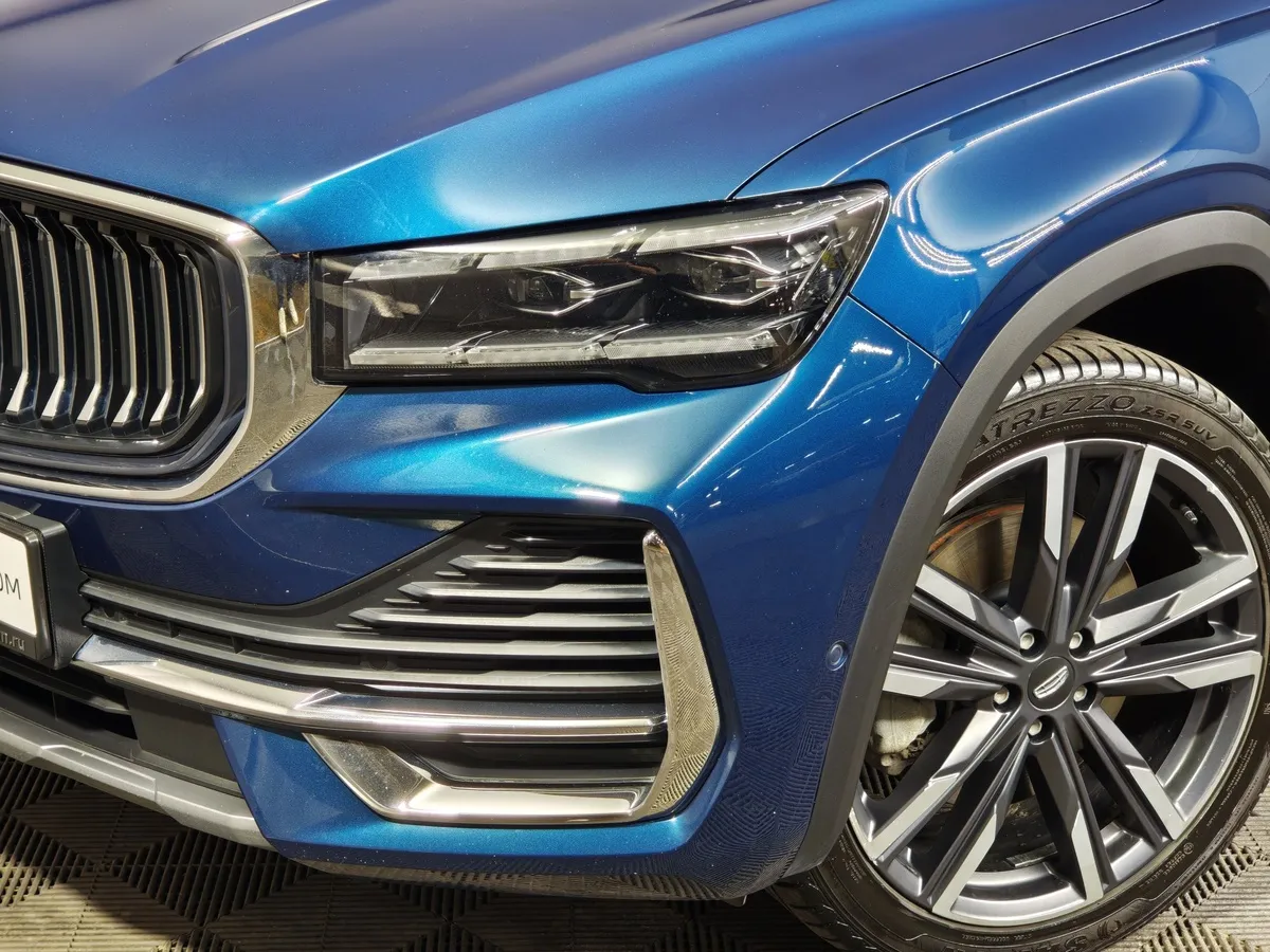 Geely Monjaro 2.0T 8AT 4WD (238 л.с.) Флагман Синий в АВИЛОН. Слайд №10