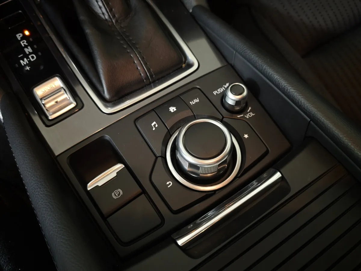Mazda 6 2.0 SKYACTIV-G AT (150 л.с.) Supreme Красный в АВИЛОН. Слайд №22