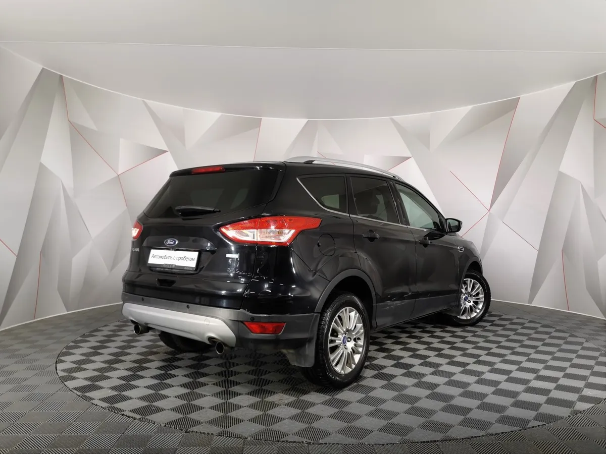 Ford Kuga 1.6 EcoBoost AT AWD (182 л.с.) Titanium Черный в АВИЛОН. Слайд №2