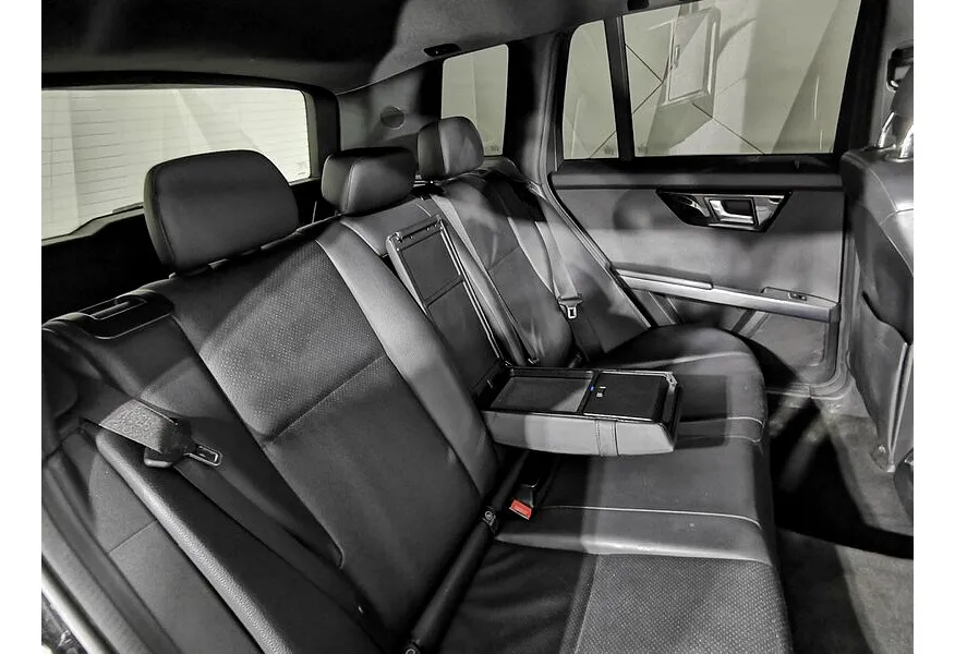 Mercedes-Benz GLK GLK 300 7G-Tronic Plus 4Matic (249 л.с.) Черный в АВИЛОН. Слайд №16