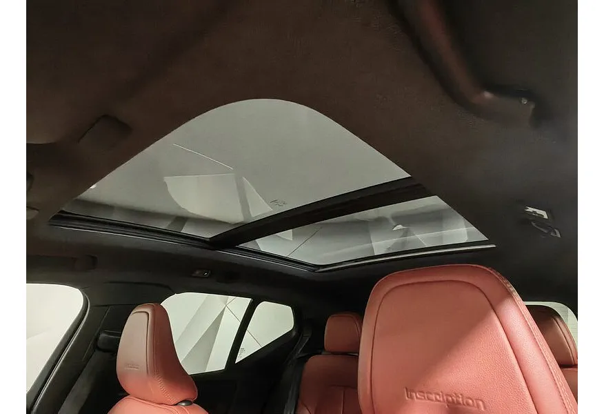 АВИЛОН - Volvo XC40 2.0 D4 Drive-E AT AWD (190 л.с.) Inscription Черный - slide 17