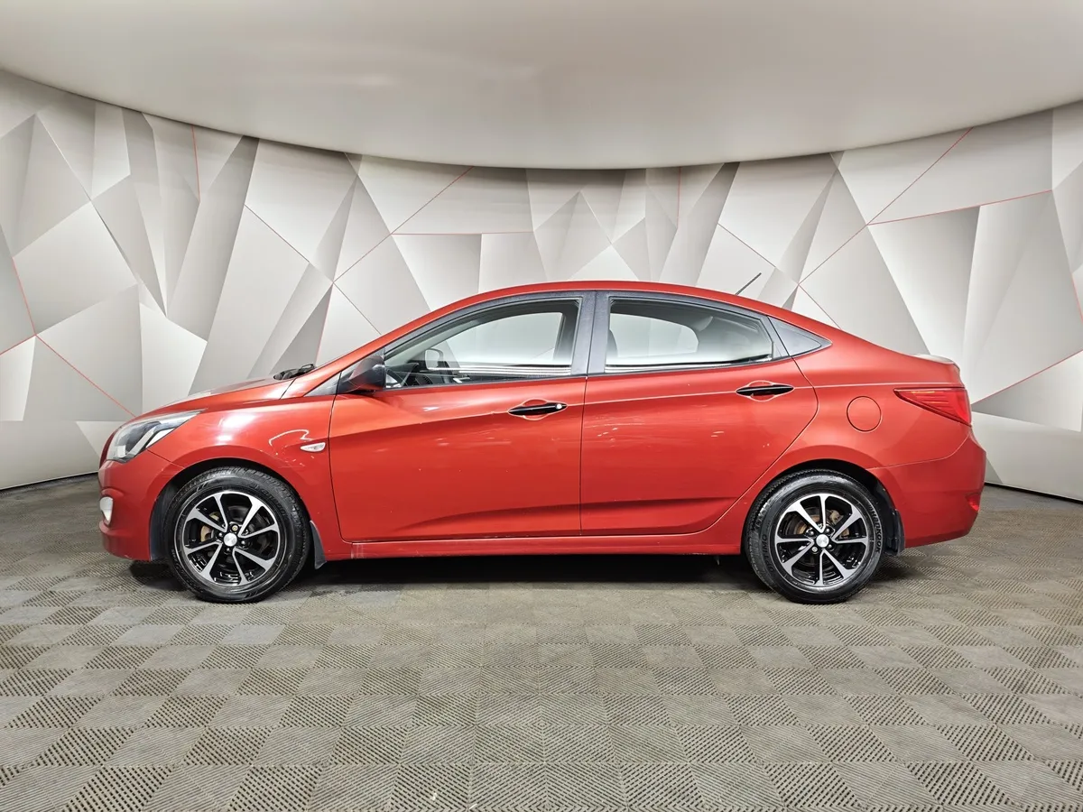 Hyundai Solaris 1.6 AT (123 л.с.) Comfort Красный в АВИЛОН. Слайд №5