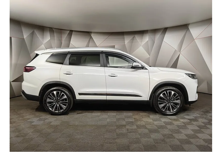 Chery Tiggo 8 Pro Hybrid 1.5T DHT 2WD (235 л.с.) Ultimate Белый в АВИЛОН. Слайд №6