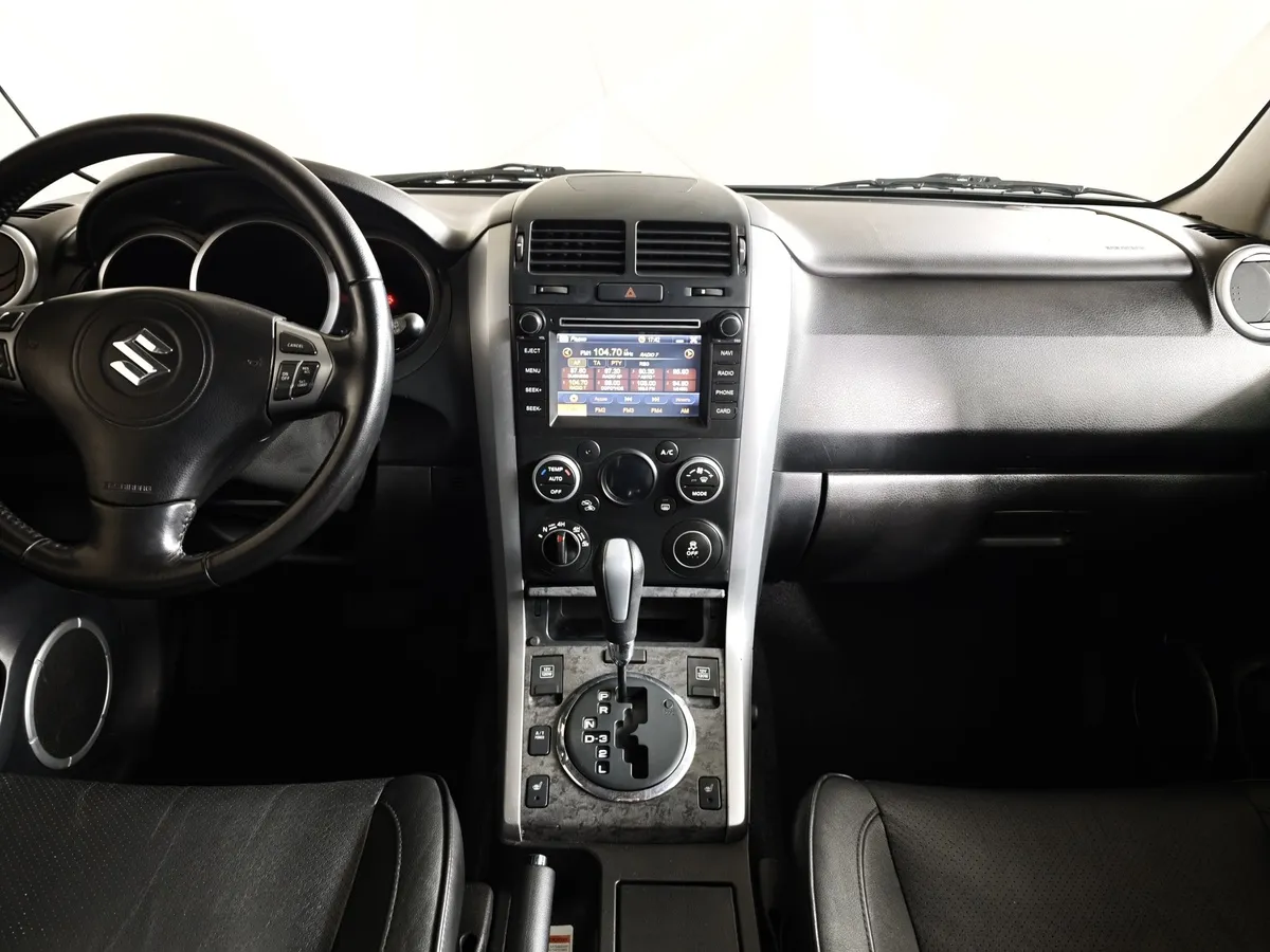 Suzuki Grand Vitara 2.4 AT AWD (169 л.с.) Серый в АВИЛОН. Слайд №13