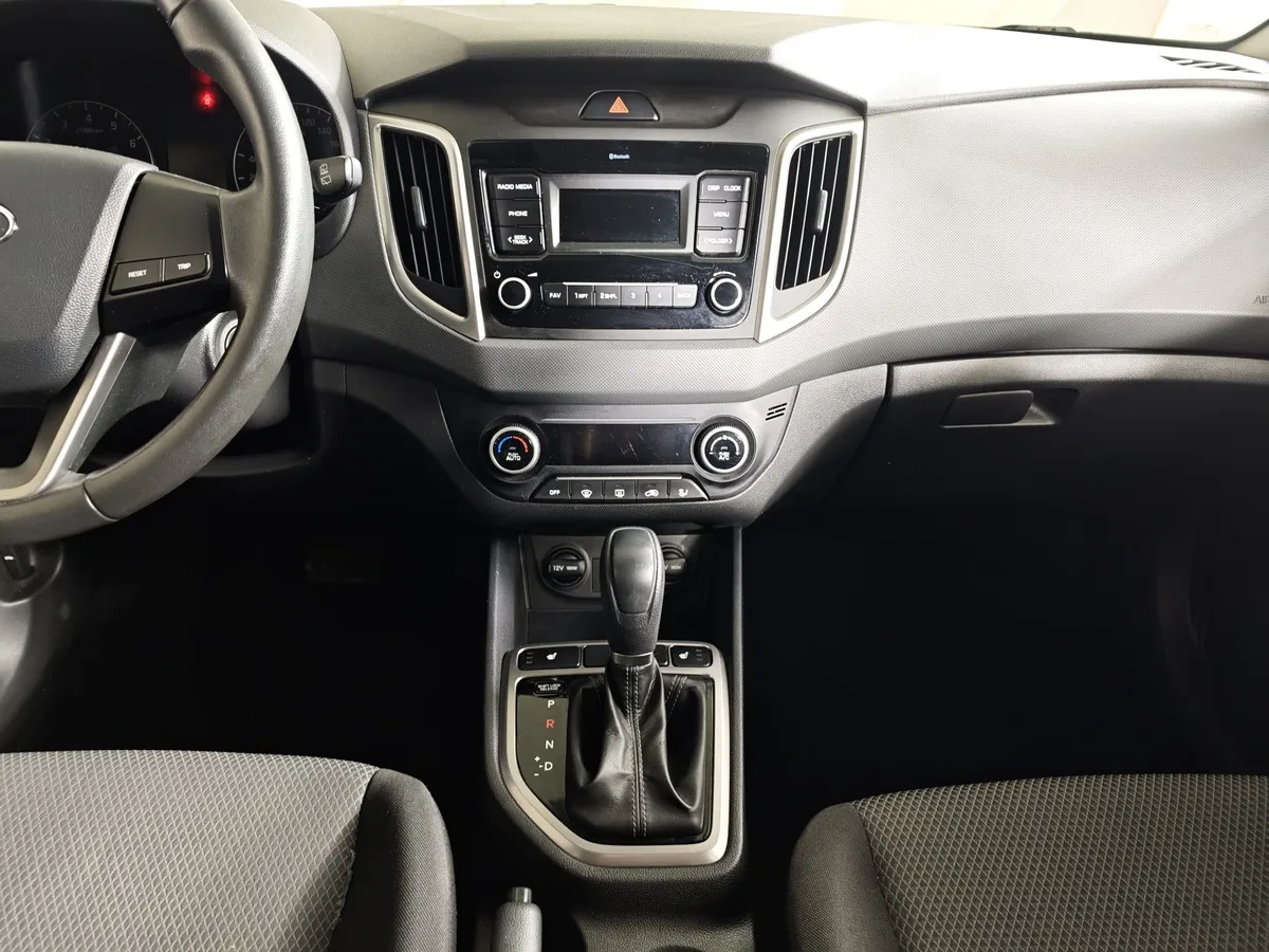 Hyundai Creta 2.0 AT (149 л.с.) Travel + Advanced Серый в АВИЛОН. Слайд №15