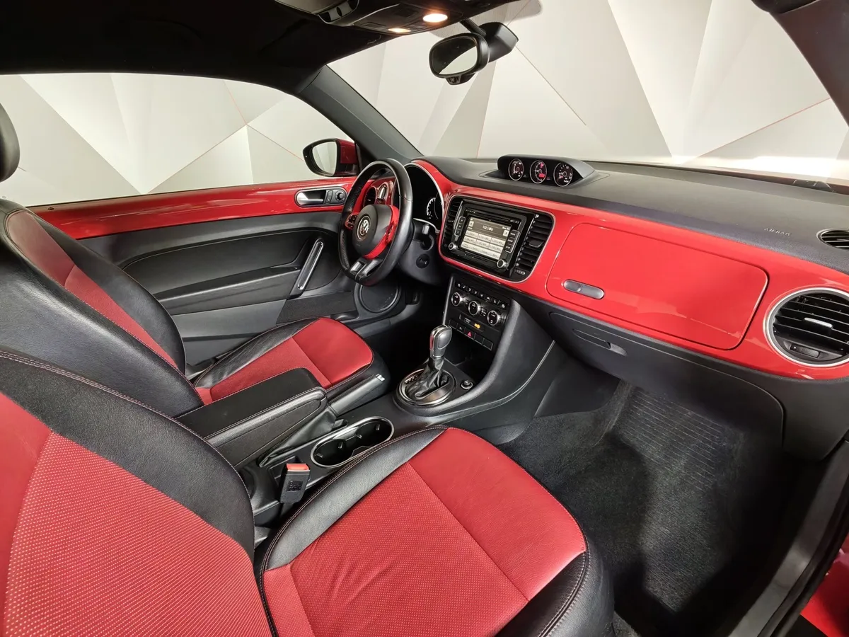 Volkswagen Beetle 1.2 TSI BlueMotion DSG (105 л.с.) Красный в АВИЛОН. Слайд №12