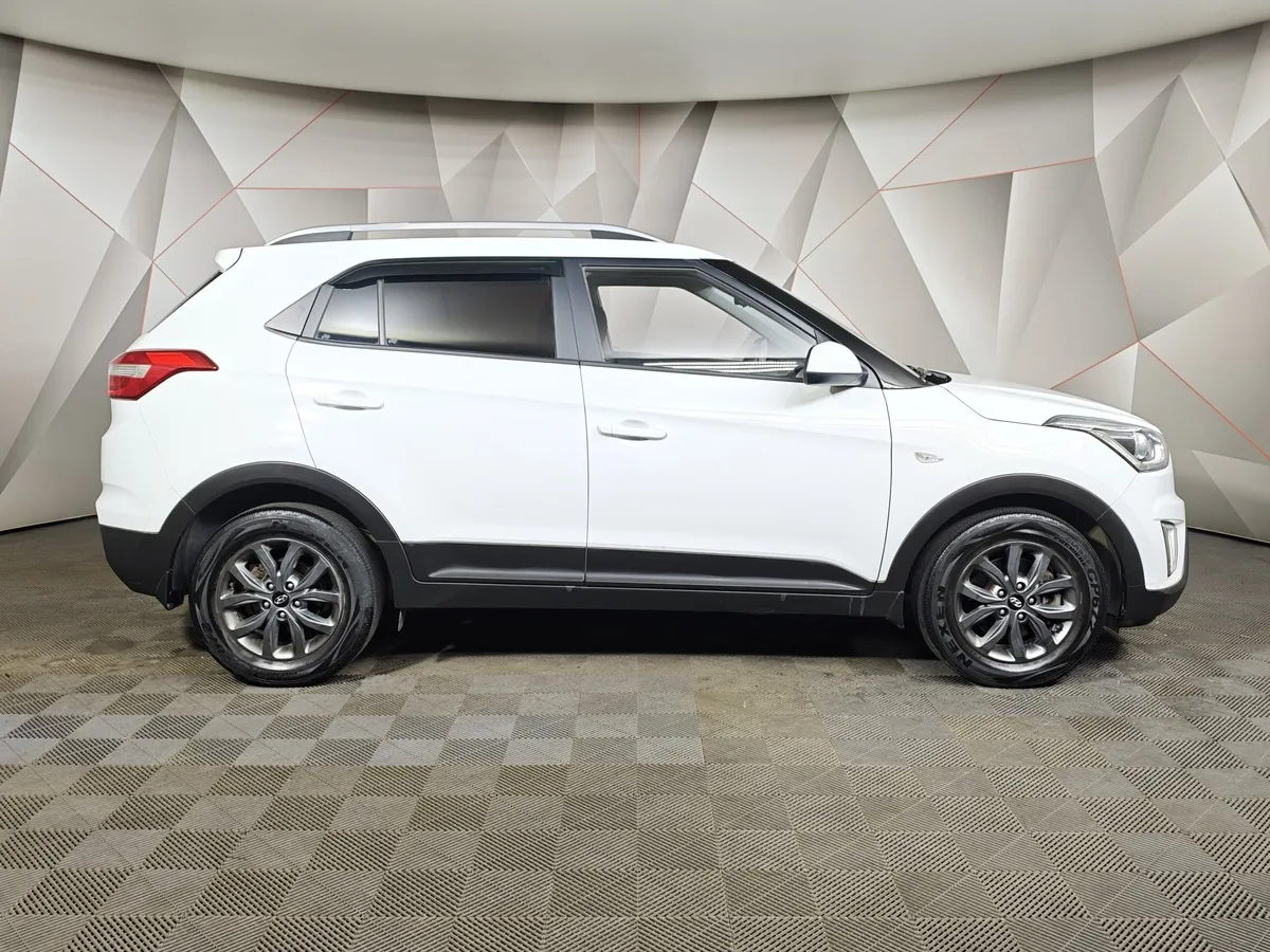 Hyundai Creta 1.6 MT AWD (121 л.с.) Comfort Белый в АВИЛОН. Слайд №6