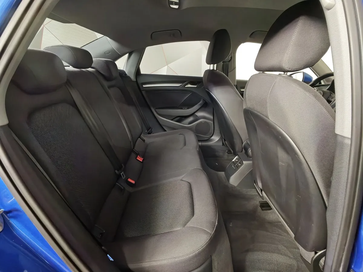 Audi A3 1.4 TFSI S-tronic (150 л.с.) Синий в АВИЛОН. Слайд №16