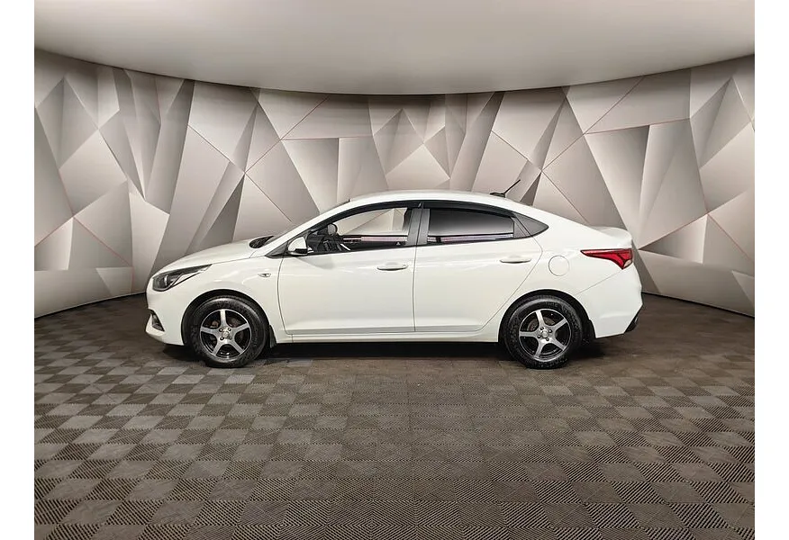 АВИЛОН - Hyundai Solaris 1.6 MT (123 л.с.) Comfort + Advanced + Winter Белый - slide 2