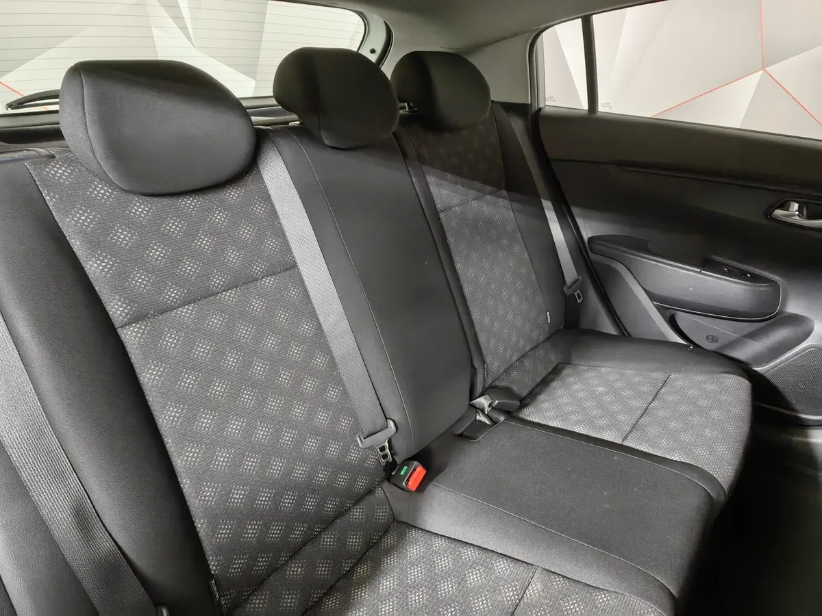 Kia Rio X-Line 1.6 AT (123 л.с.) Prestige Белый в АВИЛОН. Слайд №17