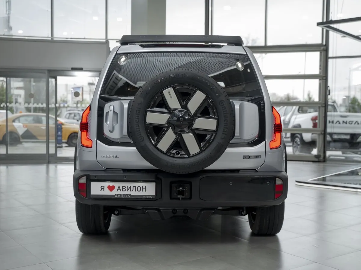 Deepal G318 1.5h AT 4WD (439 л.с.) Эверест Серебристый в АВИЛОН. Слайд №5