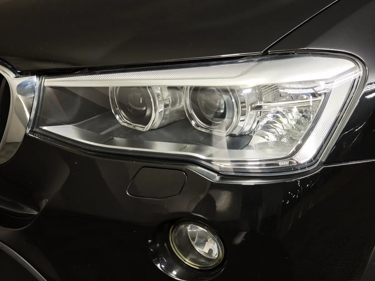 BMW X3 xDrive20i AT (184 л.с.) Базовая. Локальная сборка Черный в АВИЛОН. Слайд №6