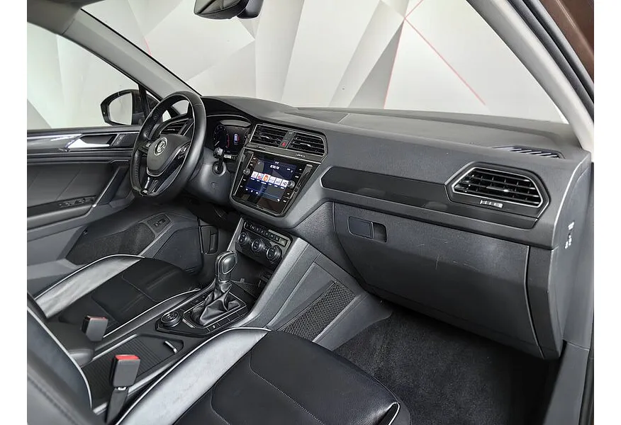 Volkswagen Tiguan 2.0 TSI 4Motion DSG (180 л.с.) Highline Коричневый в АВИЛОН. Слайд №11