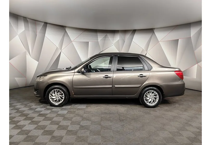 Datsun on-DO 1.6 МТ (87 л.с.) Серый в АВИЛОН. Слайд №5