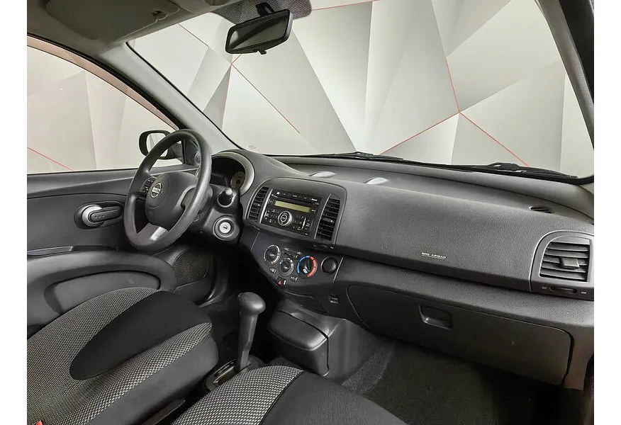 Nissan Micra 1.4 AT (88 л.с.) Красный в АВИЛОН. Слайд №11 Nissan Micra 1.4 AT (88 л.с.) Красный в АВИЛОН. Слайд №11