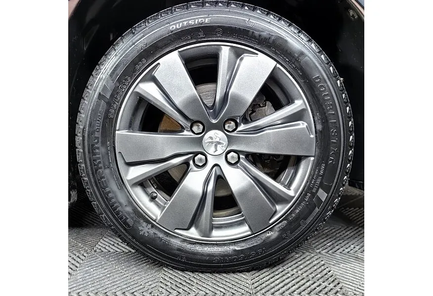 АВИЛОН - Peugeot 2008 1.6 VTi MT (115 л.с.) Коричневый - slide 0